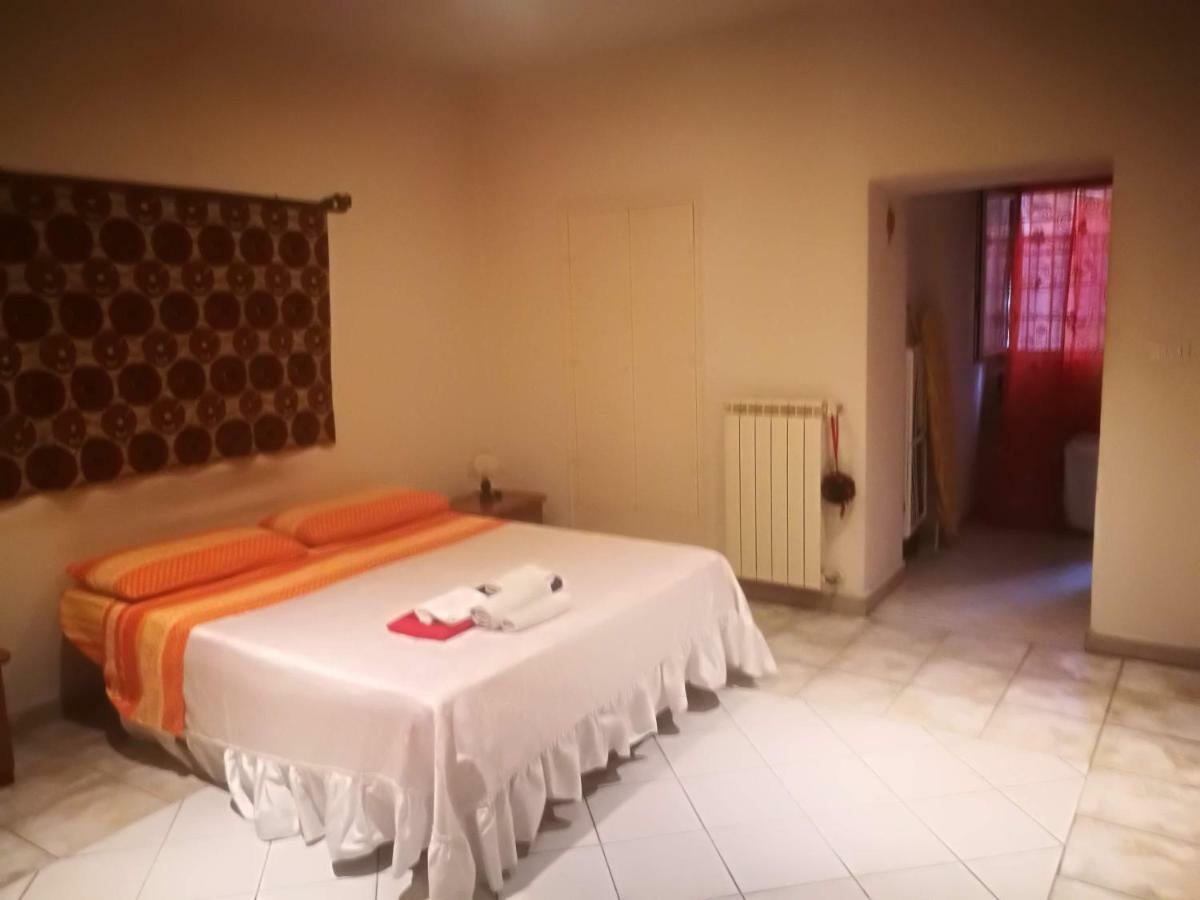 Alessia'S Home Рим Екстер'єр фото